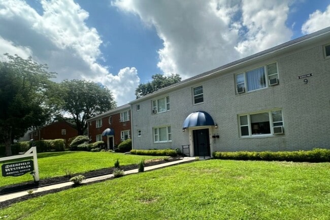 Deerfield Westerlea Apartments