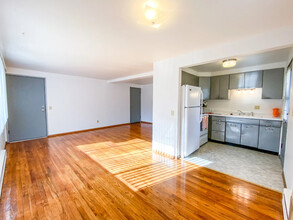 Catalpa Crossing Apartments in Madison, WI - Building Photo - Building Photo