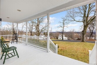 34 Hudson Terrace in Marlboro, NY - Foto de edificio - Building Photo