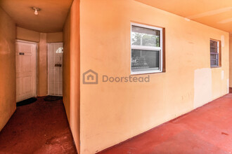 18801 NE 2nd Ave, Unit Apt 1006 in Miami, FL - Building Photo - Building Photo