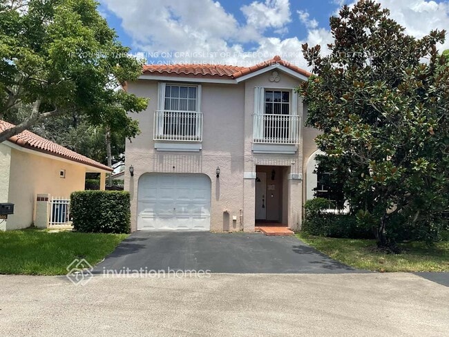 property at 1305 Seagrape Cir