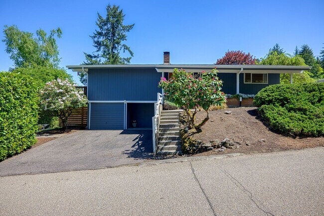 1529 Hemlock St in Lake Oswego, OR - Building Photo - Building Photo