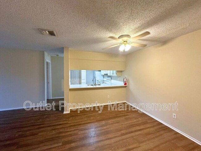 670 Kenwick Cir in Casselberry, FL - Building Photo - Building Photo
