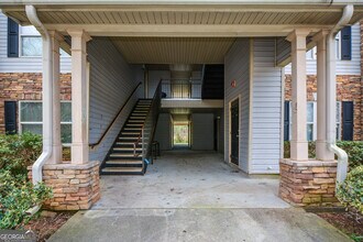 4103 Fairington Club Dr in Stonecrest, GA - Building Photo - Building Photo