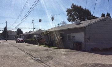 163rd Ave in San Leandro, CA - Building Photo - Building Photo