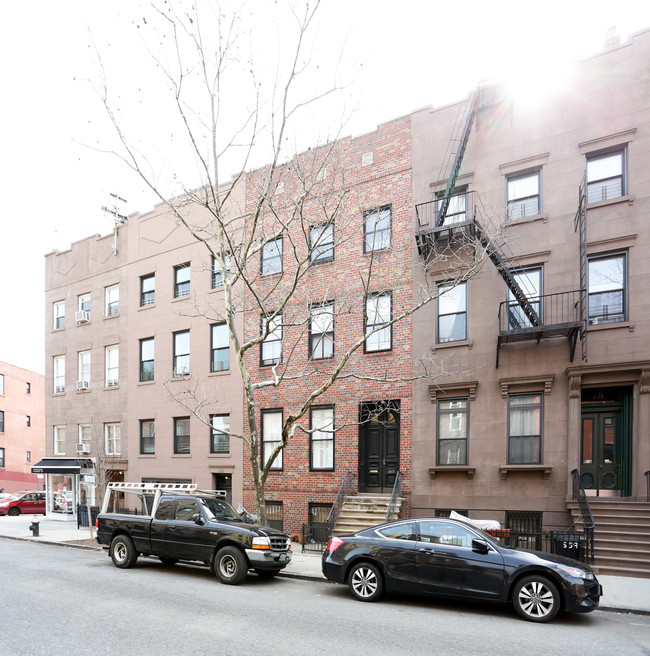 557 Henry St in Brooklyn, NY - Building Photo - Building Photo