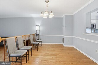 6105 Castletown Way in Alexandria, VA - Building Photo - Building Photo