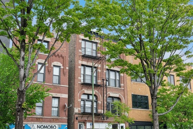 1423 N Ashland Ave in Chicago, IL - Building Photo - Building Photo