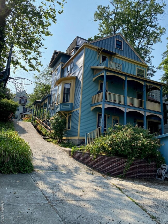 117 S Broadway in Nyack, NY - Building Photo - Building Photo