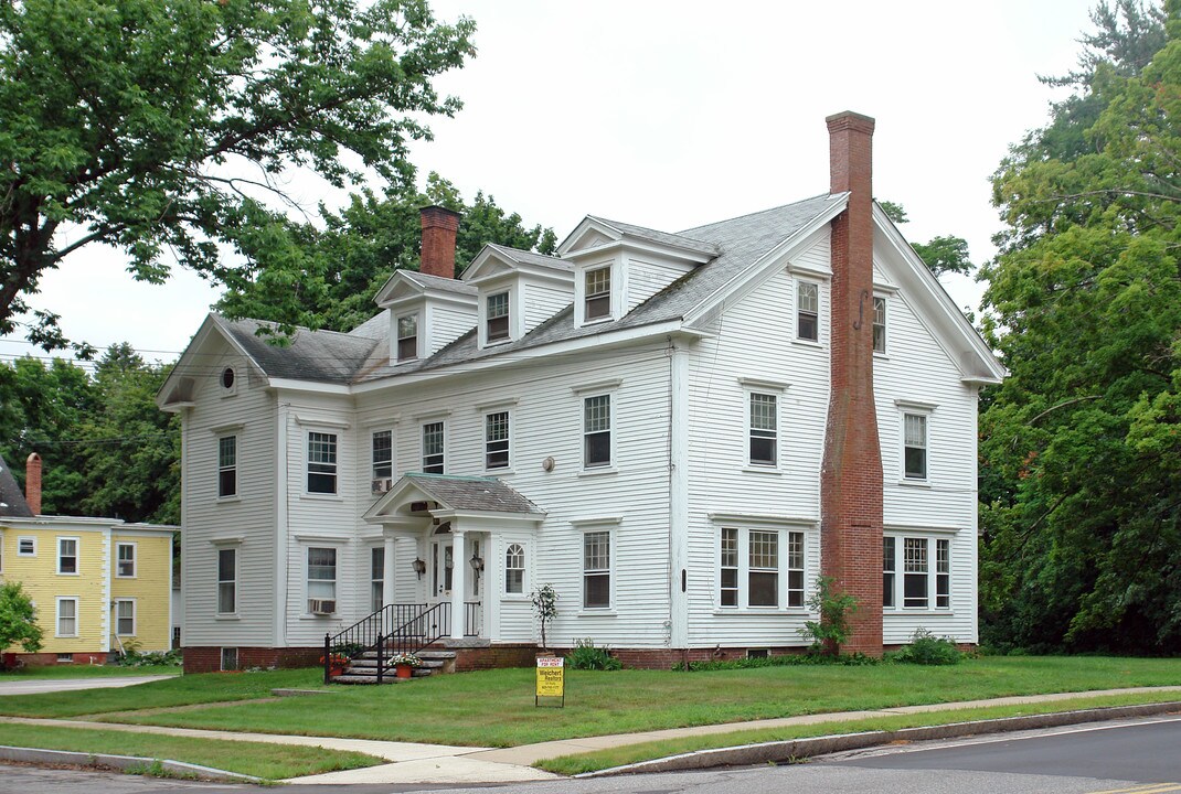 84 Silver St in Dover, NH - Building Photo