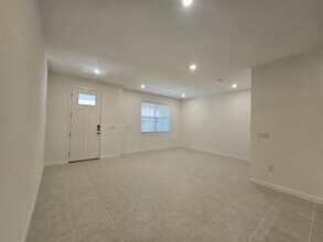 132 Royal Rnch Rd in Groveland, FL - Building Photo - Building Photo