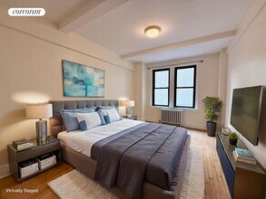 210 E 68th St in New York, NY - Building Photo - Building Photo