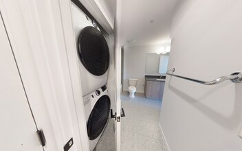 1317 NE 110th Ter, Unit A4 in Miami, FL - Building Photo - Building Photo