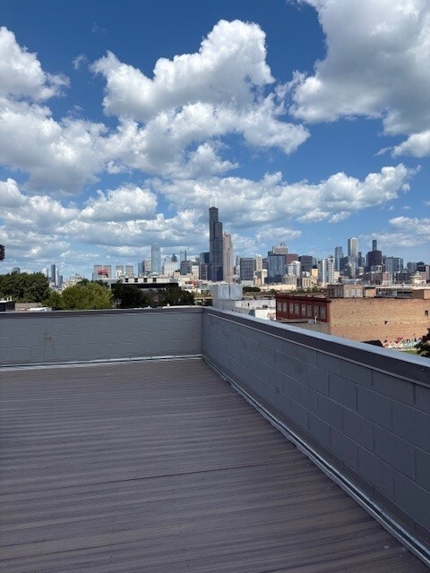 property at 556 W 18th St