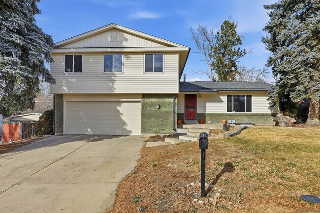 11645 W 73rd Pl in Arvada, CO - Building Photo - Building Photo