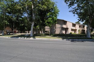 Village Meadows Apartments