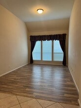 5551 Linden Rose Ln in Sugar Land, TX - Foto de edificio - Building Photo