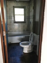 800 N Sloan St in Clinton, SC - Building Photo - Building Photo