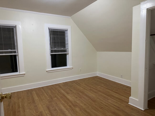 59 Greenwood St, Unit 2 in Melrose, MA - Building Photo - Building Photo