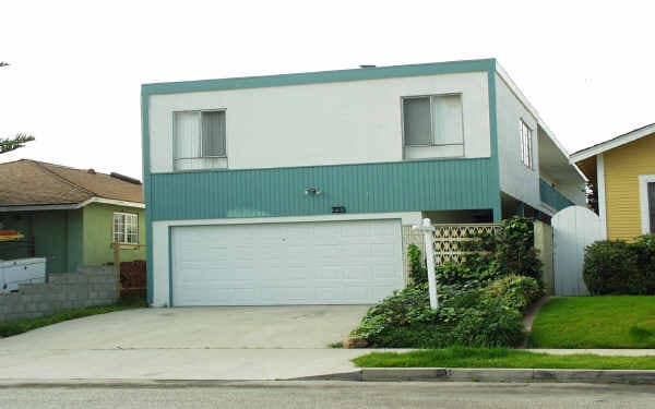 733 Border Ave in Torrance, CA - Building Photo - Building Photo