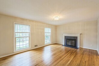 7701 Sebago Rd in Bethesda, MD - Building Photo - Building Photo