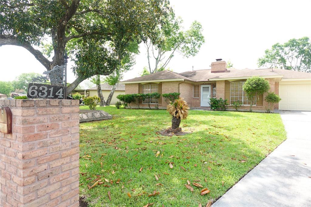 6314 Sandy Oaks Dr in Houston, TX - Building Photo