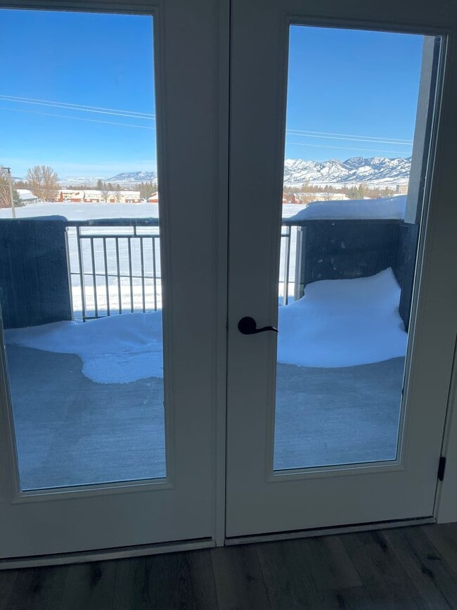 property at 1704 West Lincoln Street