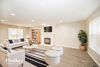 103 Sydneys Ct in Burlington, KY - Building Photo - Building Photo