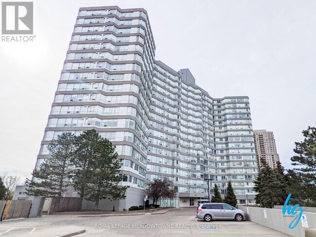 property at 50-1850 Kingsbridge Garden Cir