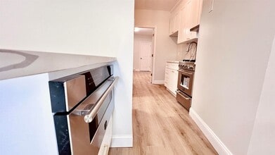 3025 John F. Kennedy Blvd in Jersey City, NJ - Building Photo - Building Photo