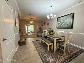 10200 Belle Rive Blvd, Unit 4905 in Jacksonville, FL - Foto de edificio - Building Photo