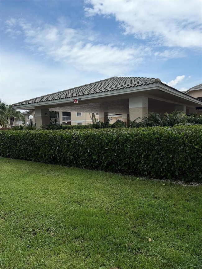 4163 NW 90th Ave in Coral Springs, FL - Building Photo - Building Photo