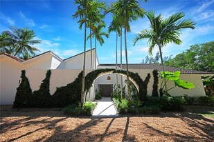 114 N Beach Rd in Hobe Sound, FL - Building Photo