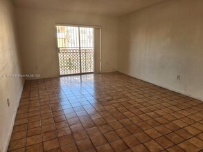 6130 W 19th Ave in Hialeah, FL - Building Photo - Building Photo