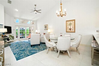 4028 Crayton Rd in Naples, FL - Building Photo - Building Photo