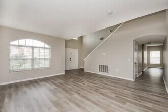 553 Brentford Ct in Kissimmee, FL - Building Photo - Building Photo