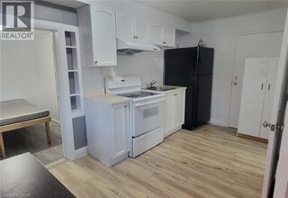 153 Huber St in Kitchener, ON - Building Photo - Building Photo