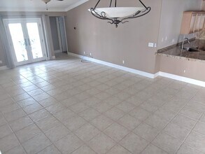 10188 Birch Bluff Ln in Las Vegas, NV - Building Photo - Building Photo