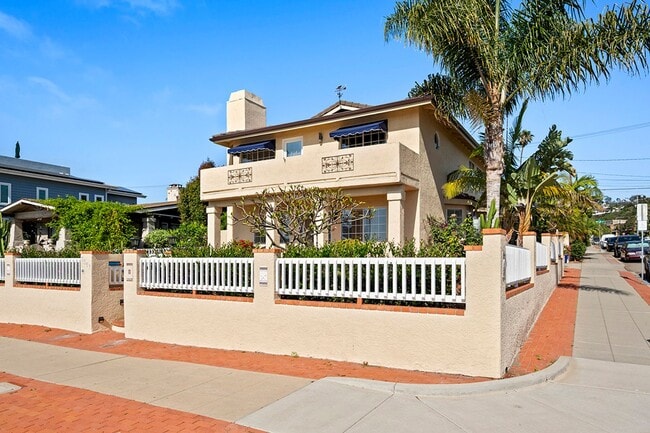 7303 Eads Ave in San Diego, CA - Building Photo - Building Photo