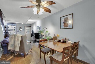136 Fernon St in Philadelphia, PA - Building Photo - Building Photo