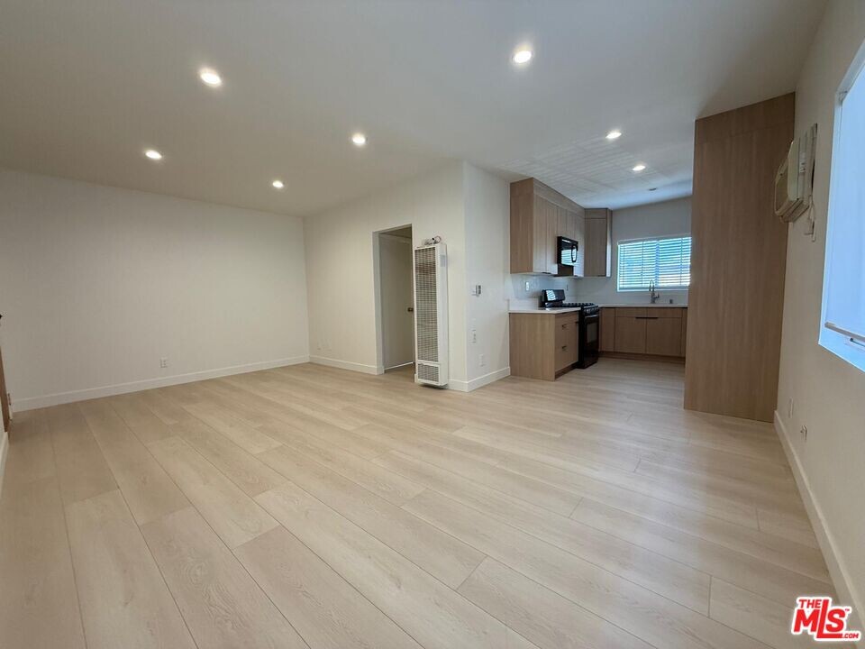 708 Porter St in Glendale, CA - Building Photo