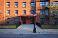 St. Marks in Brooklyn, NY - Foto de edificio - Building Photo