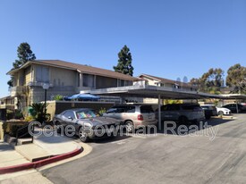 6804 Panamint Row in San Diego, CA - Building Photo