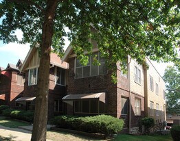 5021-5023 Wyandotte St Apartamentos