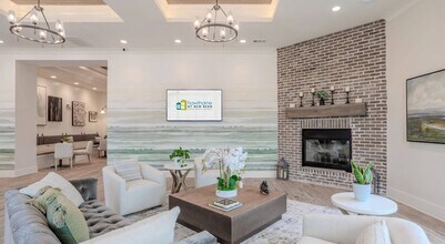 Hawthorne at New Bern in New Bern, NC - Foto de edificio - Building Photo