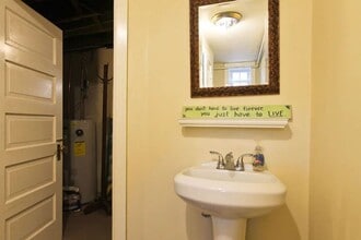 254 Meehan Ave in Philadelphia, PA - Building Photo - Building Photo