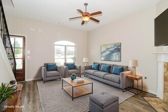 110 Birch Springs Dr in Oakland, TN - Building Photo - Building Photo