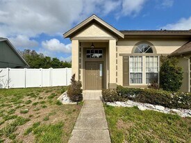 5333 Casa Nueva Dr in New Port Richey, FL - Building Photo