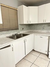 4524 SW 54th St, Unit 605-W in Fort Lauderdale, FL - Building Photo - Building Photo