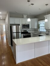 37 Cleveland Ave, Unit 1 in Harrison, NJ - Building Photo - Building Photo